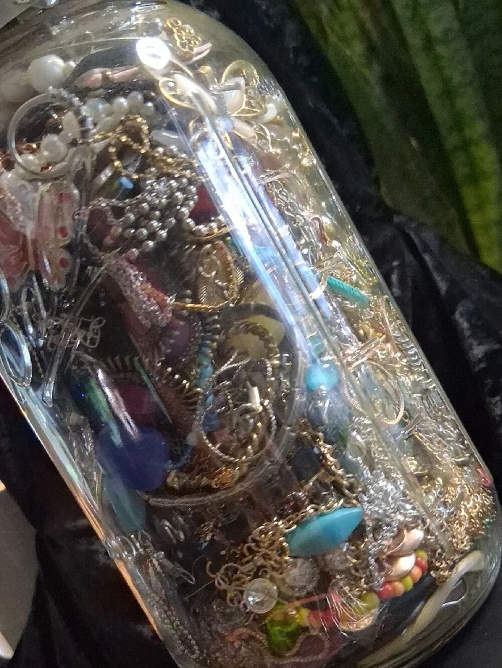 Mystery Jewelry Jar 1/2 Gallon Mason Jar 5 Lbs . Lots Of Beautiful Jewelry.